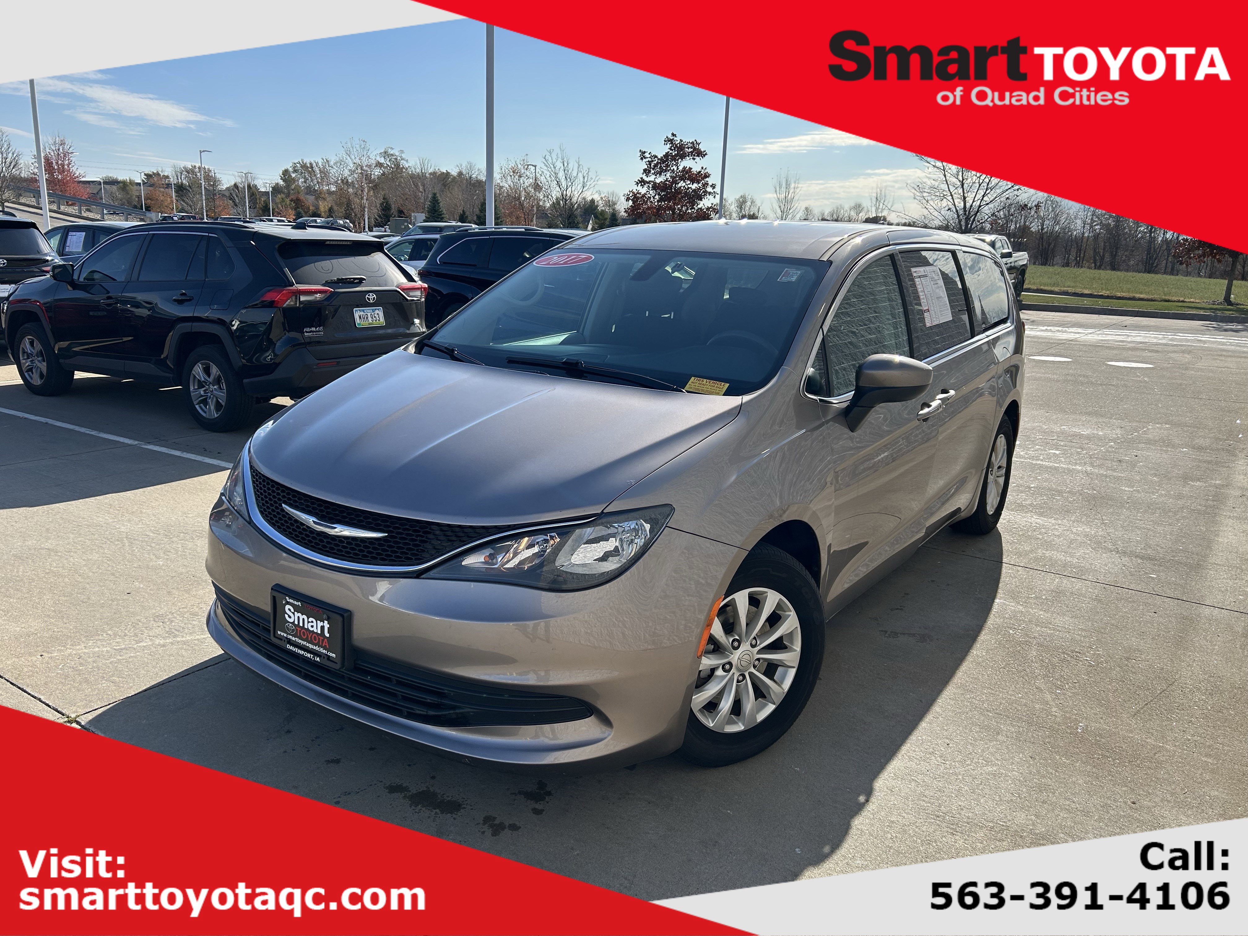 Used 2017 Chrysler Pacifica Touring w/ Tire & Wheel Group