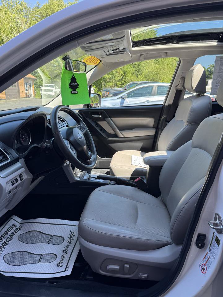 Used 2016 Subaru Forester 2.5i Limited AWD/4WD image 7
