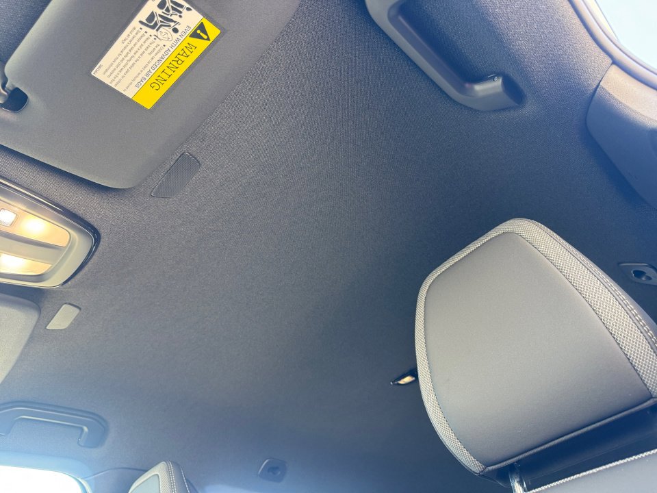 New 2024 Volvo XC40 Recharge Core w/ Protection Package Premier image 22