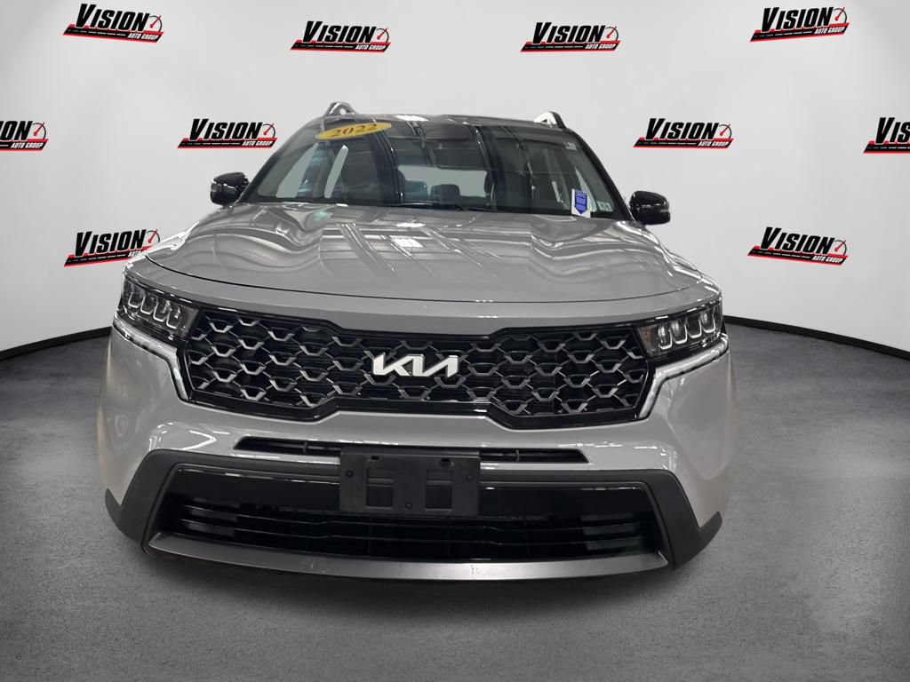 Certified 2022 Kia Sorento S AWD/4WD image 2