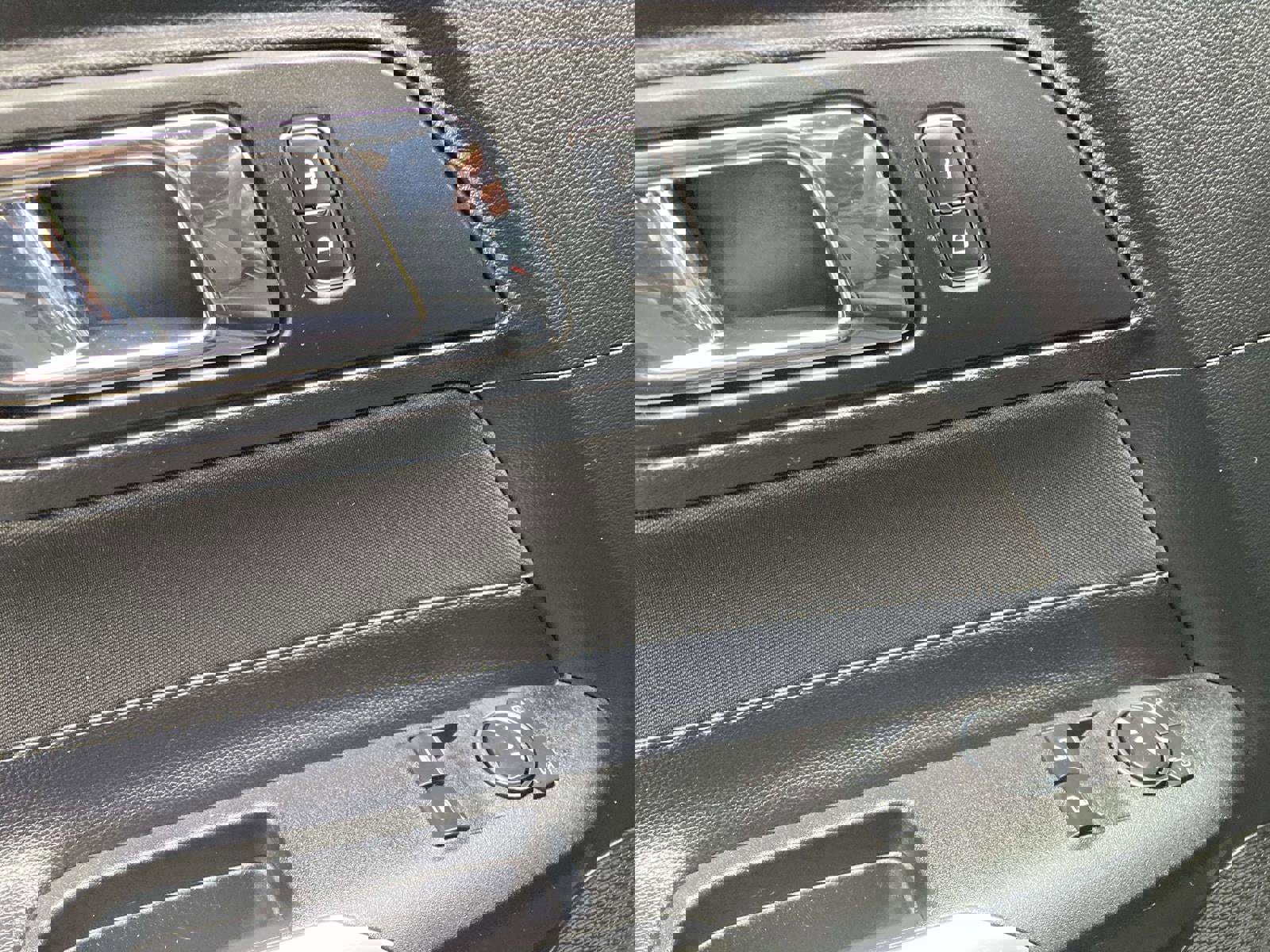 Used 2015 Ford Mustang Coupe image 18