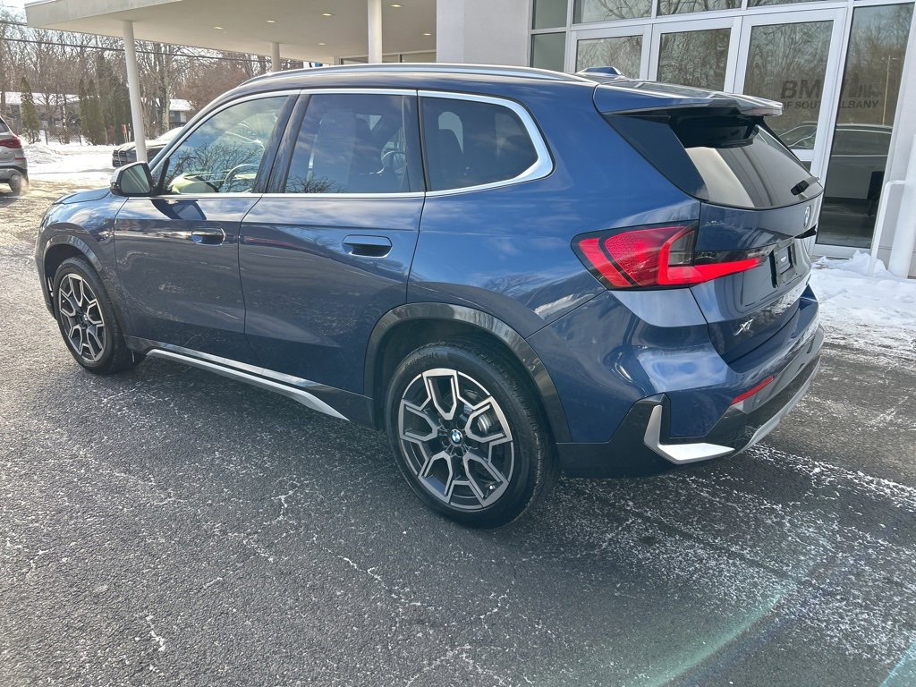 Certified 2023 BMW X1 xDrive28i w/ Premium Package image 3