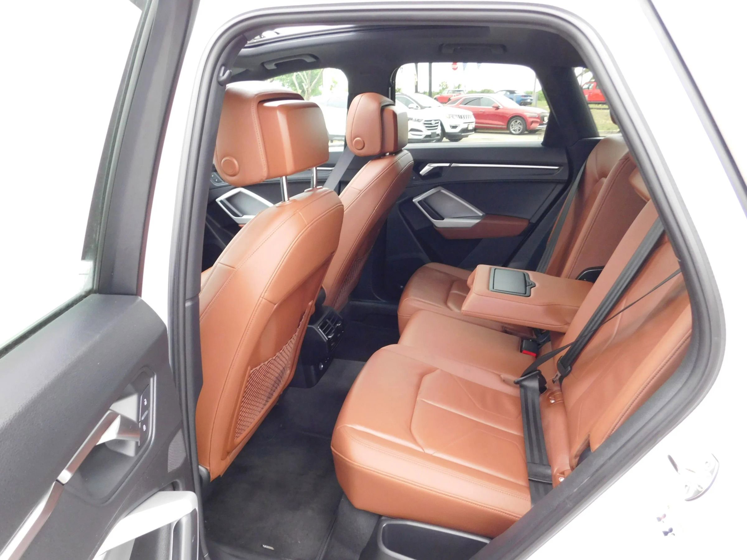 Used 2024 Audi Q3 2.0T Premium AWD/4WD image 11