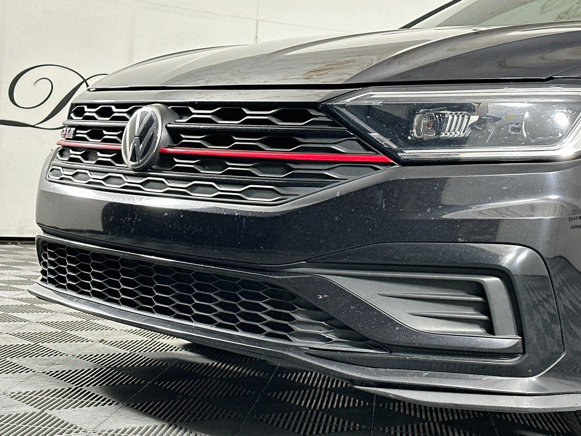 Used 2019 Volkswagen Jetta GLI FWD image 34