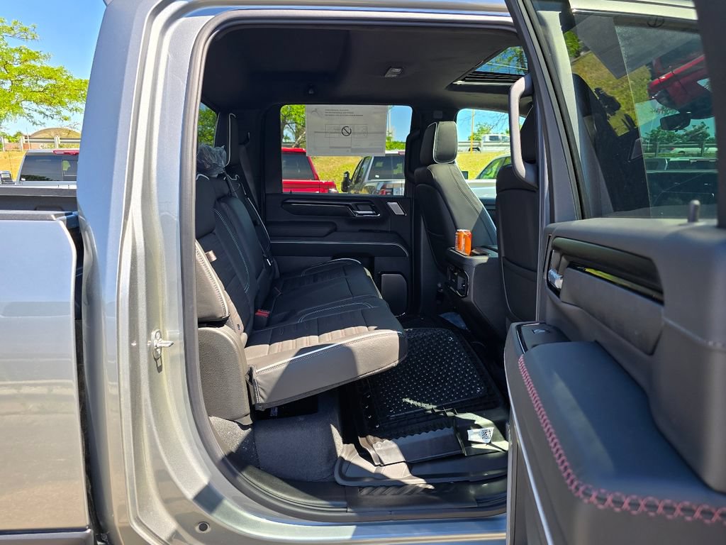 New 2026 GMC Sierra 2500 AT4X AWD/4WD image 32