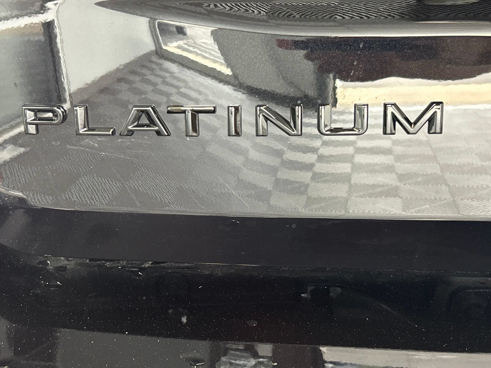 New 2026 Ford Expedition Platinum w/ Stealth Performance Package AWD/4WD image 8