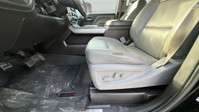 Used 2015 Chevrolet Silverado 2500 LTZ w/ LTZ Plus Package AWD/4WD image 21