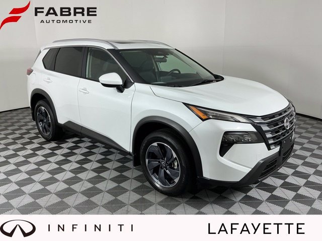 Used 2025 Nissan Rogue SV w/ SV Premium Package
