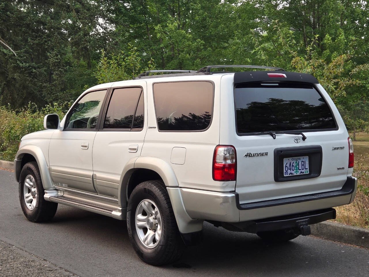 Used 2001 Toyota 4Runner Limited RWD image 10