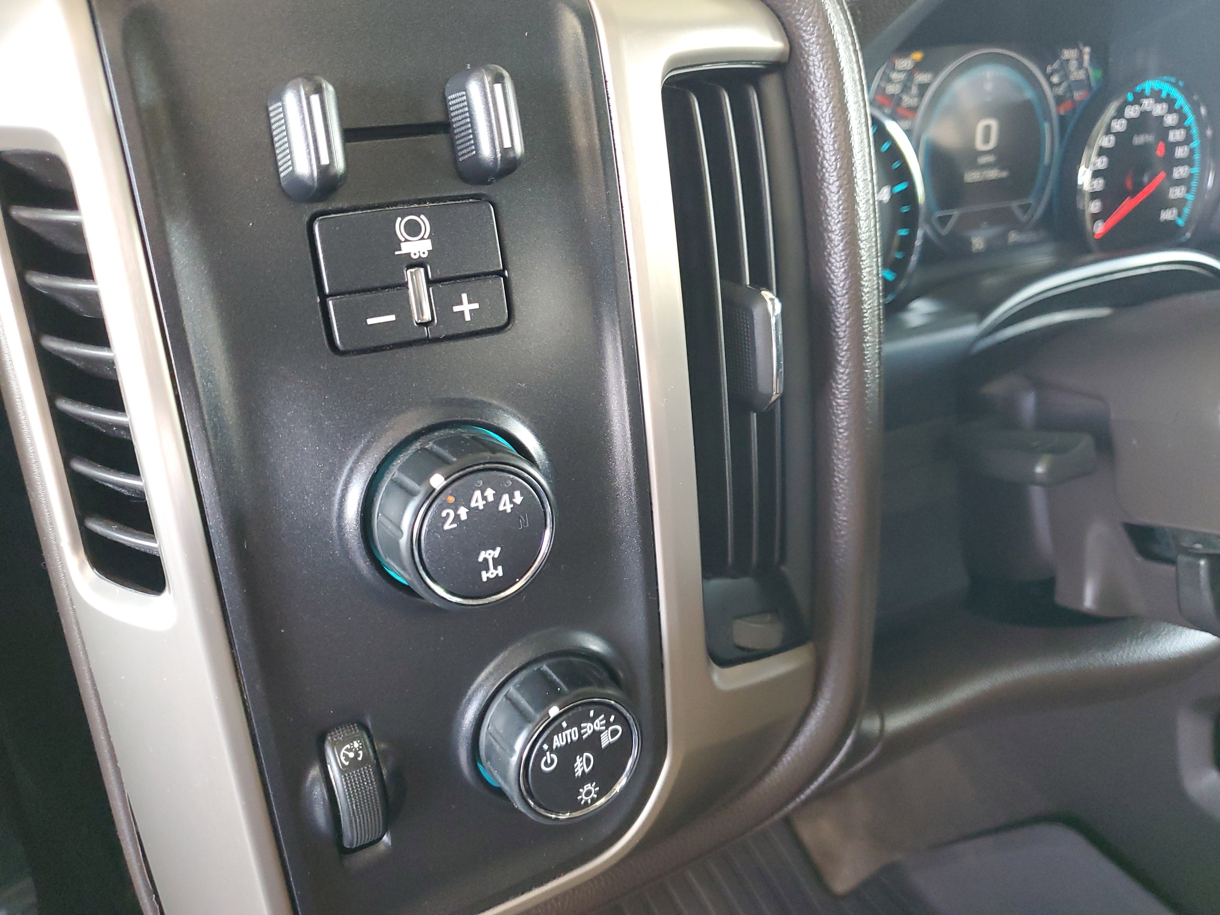 Used 2018 GMC Sierra 3500 Denali w/ Duramax Plus Package image 21