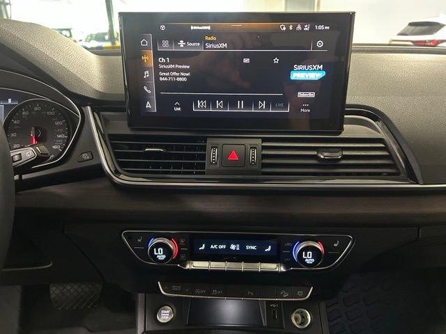 Used 2024 Audi Q5 2.0T Premium w/ Convenience Package AWD/4WD image 19