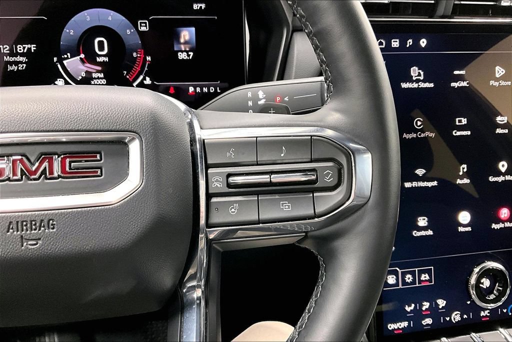 Used 2025 GMC Terrain Elevation FWD image 25