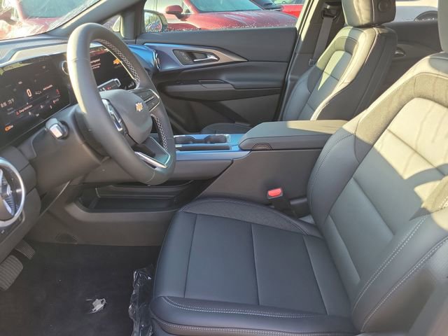 New 2026 Chevrolet Equinox EV LT image 12