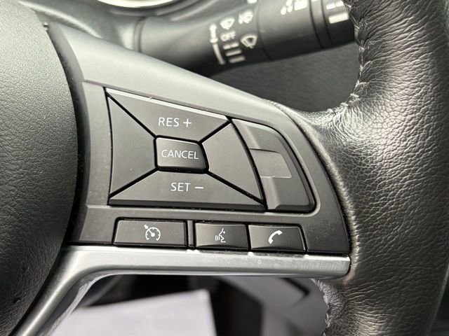 Used 2018 Nissan Rogue SV image 18