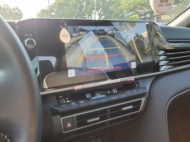 Used 2026 Toyota Camry Hybrid w/ Multimedia Upgrade Package FWD image 21