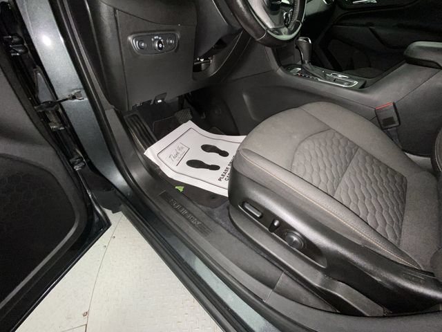 Used 2021 Chevrolet Equinox LT AWD/4WD image 12