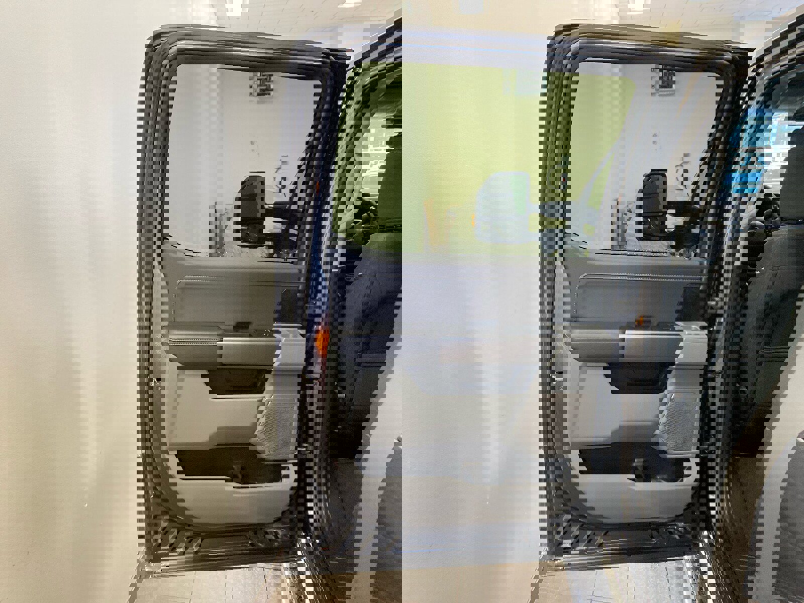 New 2026 Ford F350 XLT w/ XLT Premium Package image 8