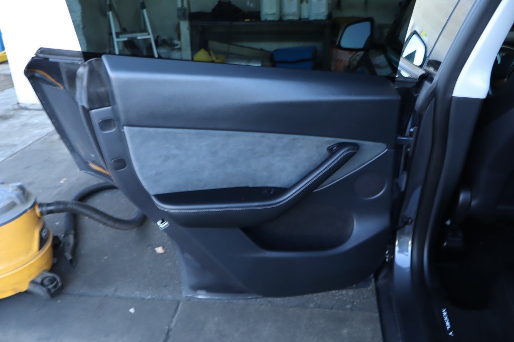 Used 2023 Tesla Model Y Performance AWD/4WD image 34