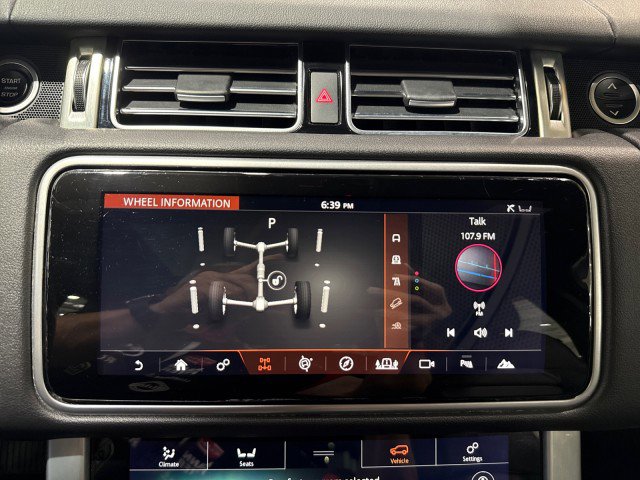 Used 2019 Land Rover Range Rover AWD/4WD image 35