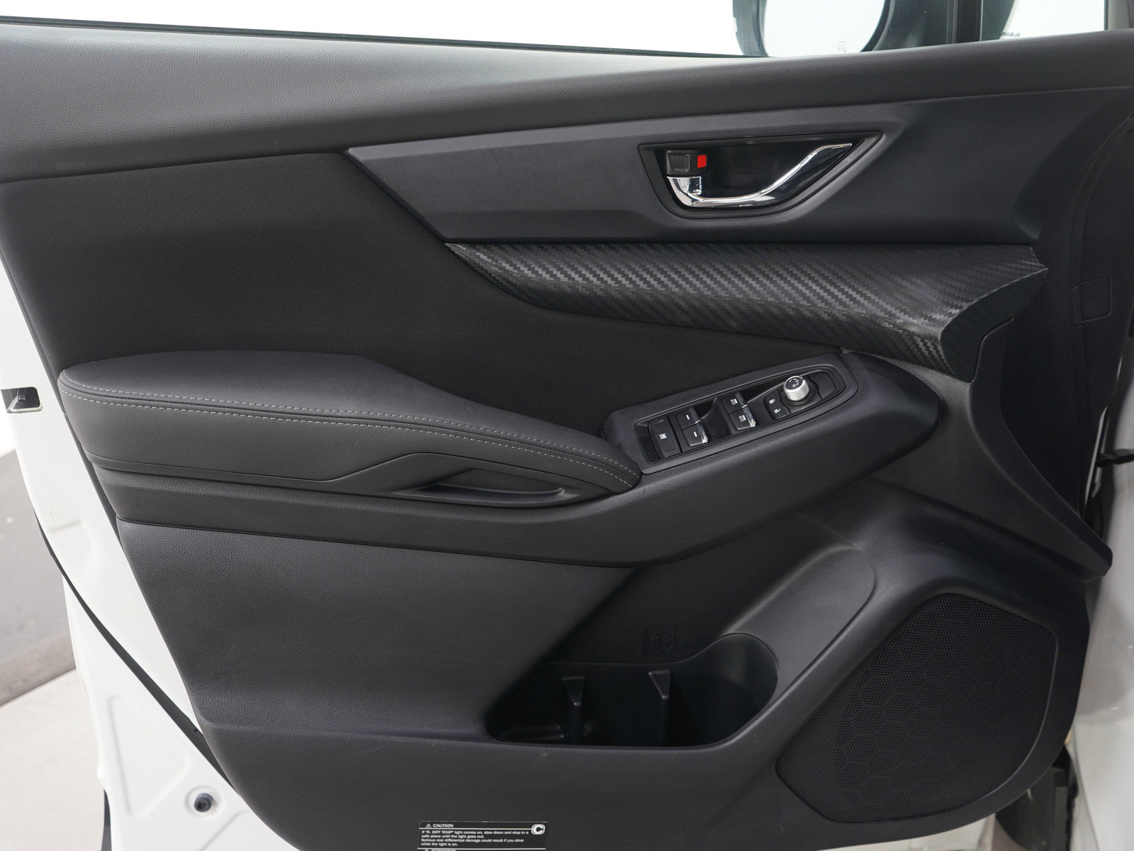 Used 2024 Subaru Ascent Premium w/ Convenience Package image 21