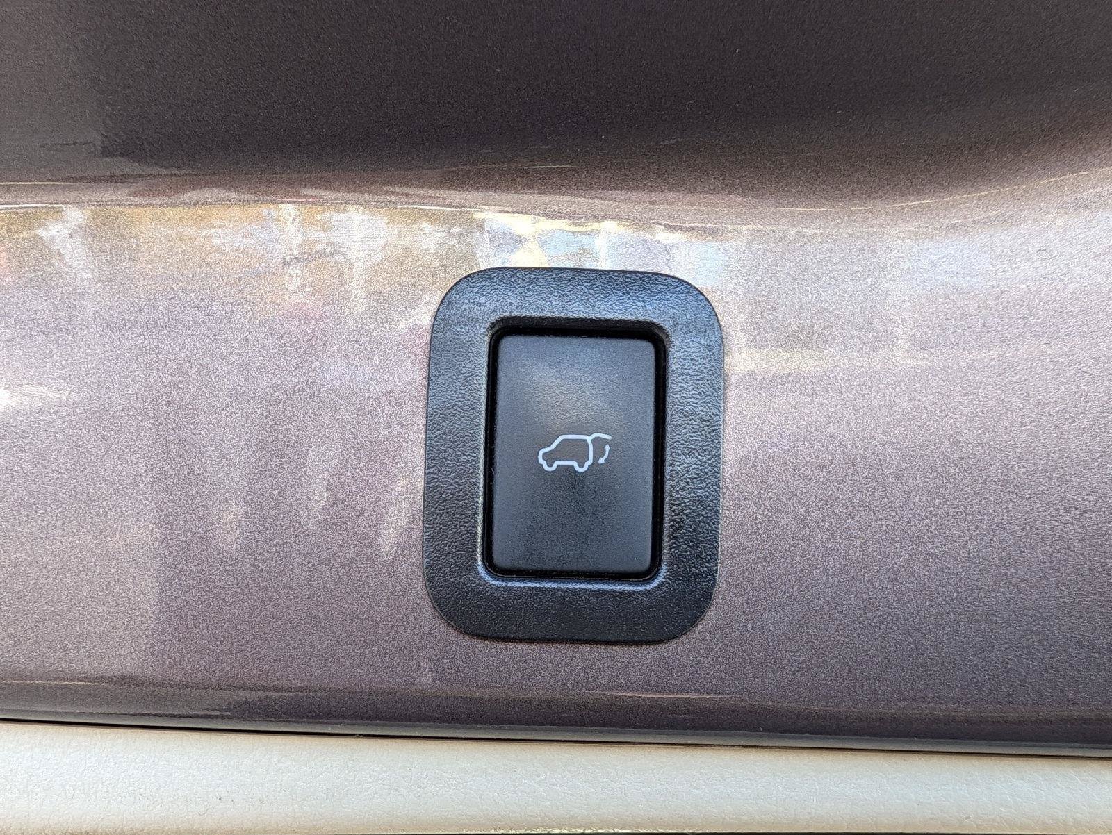 Used 2019 Toyota Highlander Limited AWD/4WD image 27