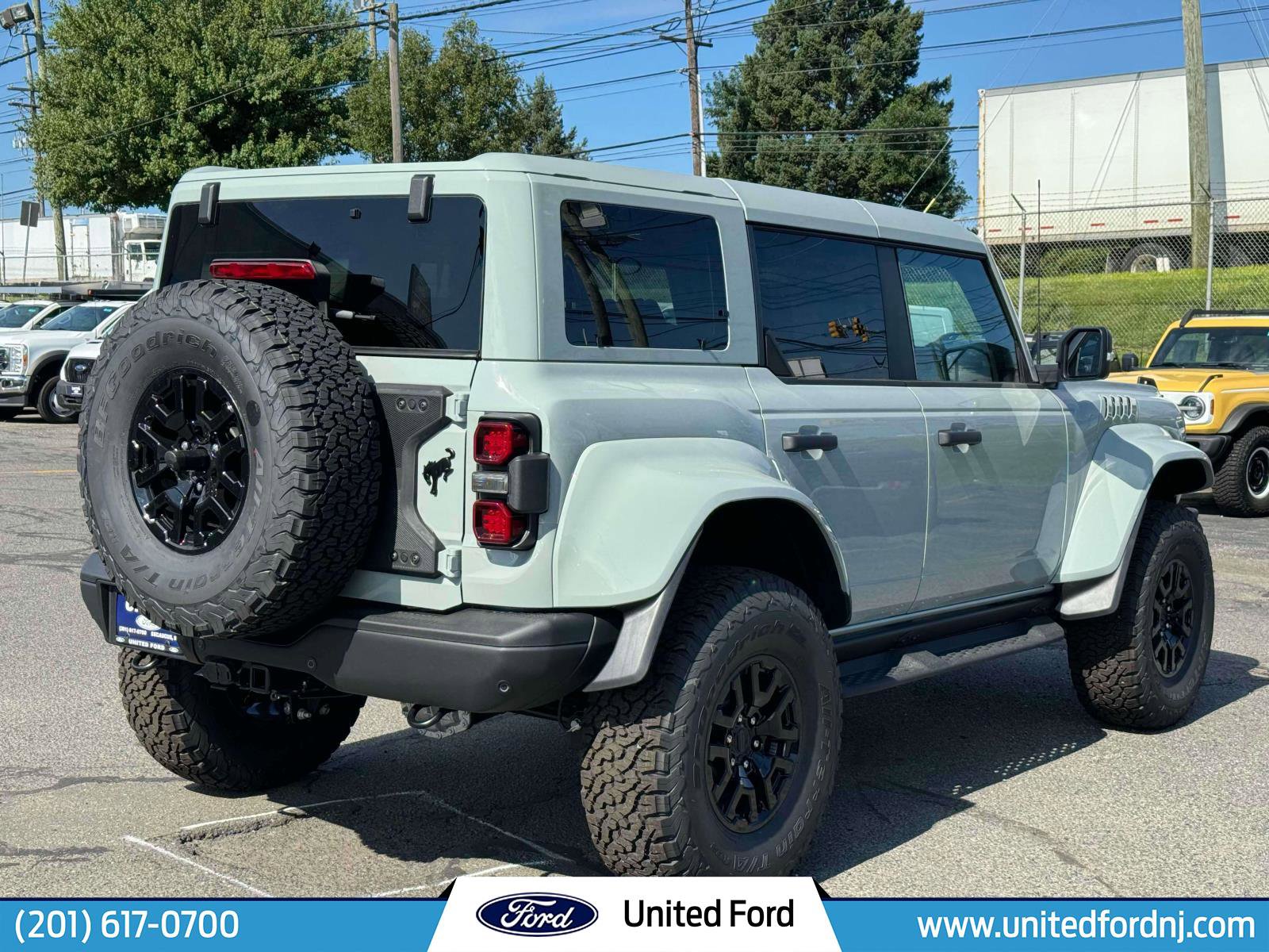 Used 2024 Ford Bronco Raptor w/ Interior Carbon Fiber Pack 6 image 4