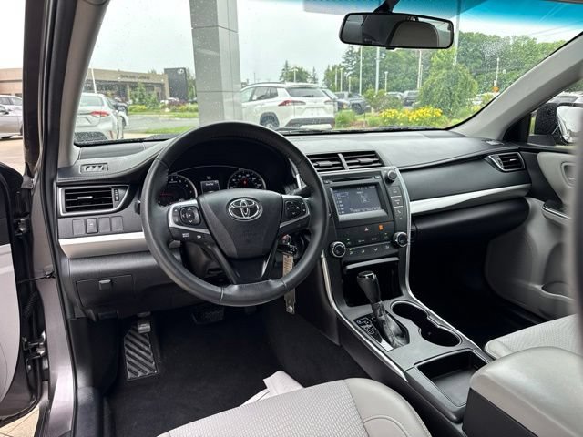Used 2017 Toyota Camry SE FWD image 26