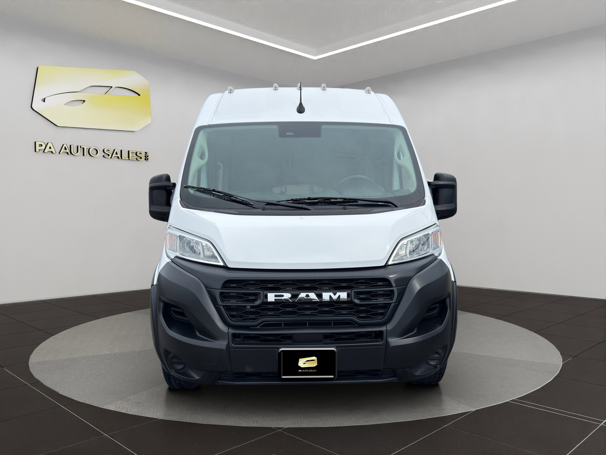 Used 2023 RAM ProMaster 3500 image 2
