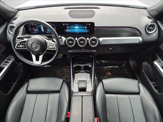 Used 2023 Mercedes-Benz GLB 250 4MATIC image 17