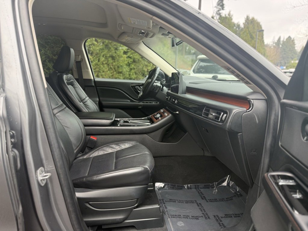 Used 2023 Lincoln Aviator Reserve image 18