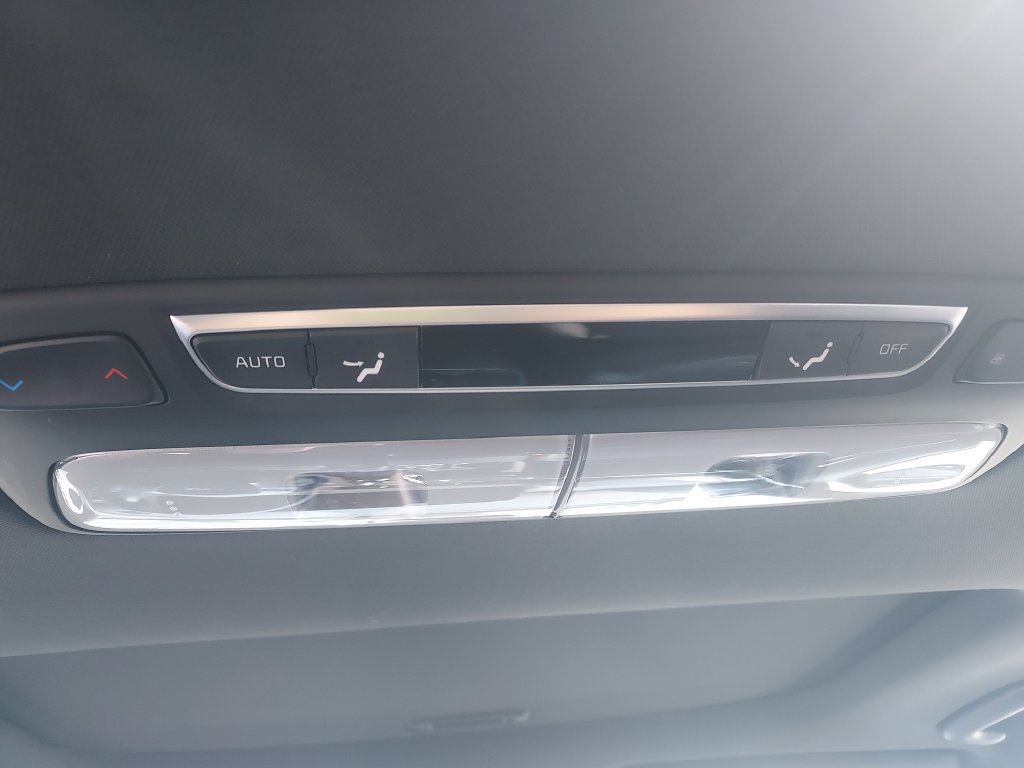 Used 2025 Kia Telluride SX X-Line AWD/4WD image 11