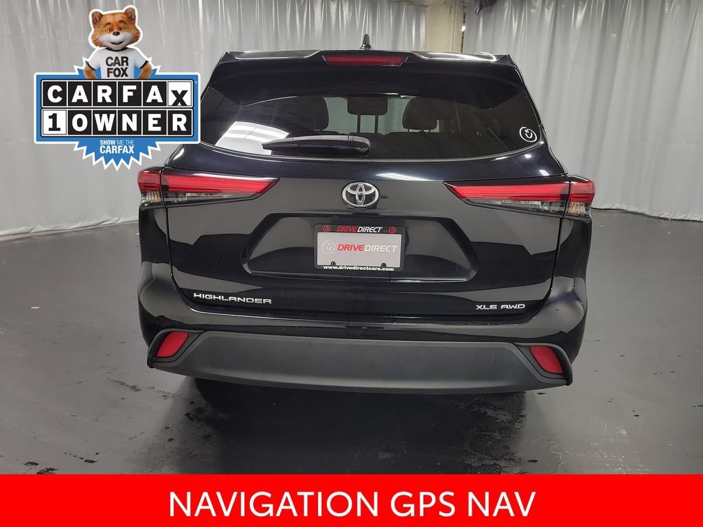 Used 2023 Toyota Highlander XLE AWD/4WD image 7