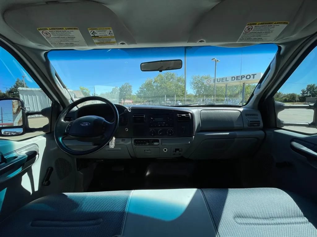 Used 2005 Ford F450 2WD Crew Cab Super Duty image 17
