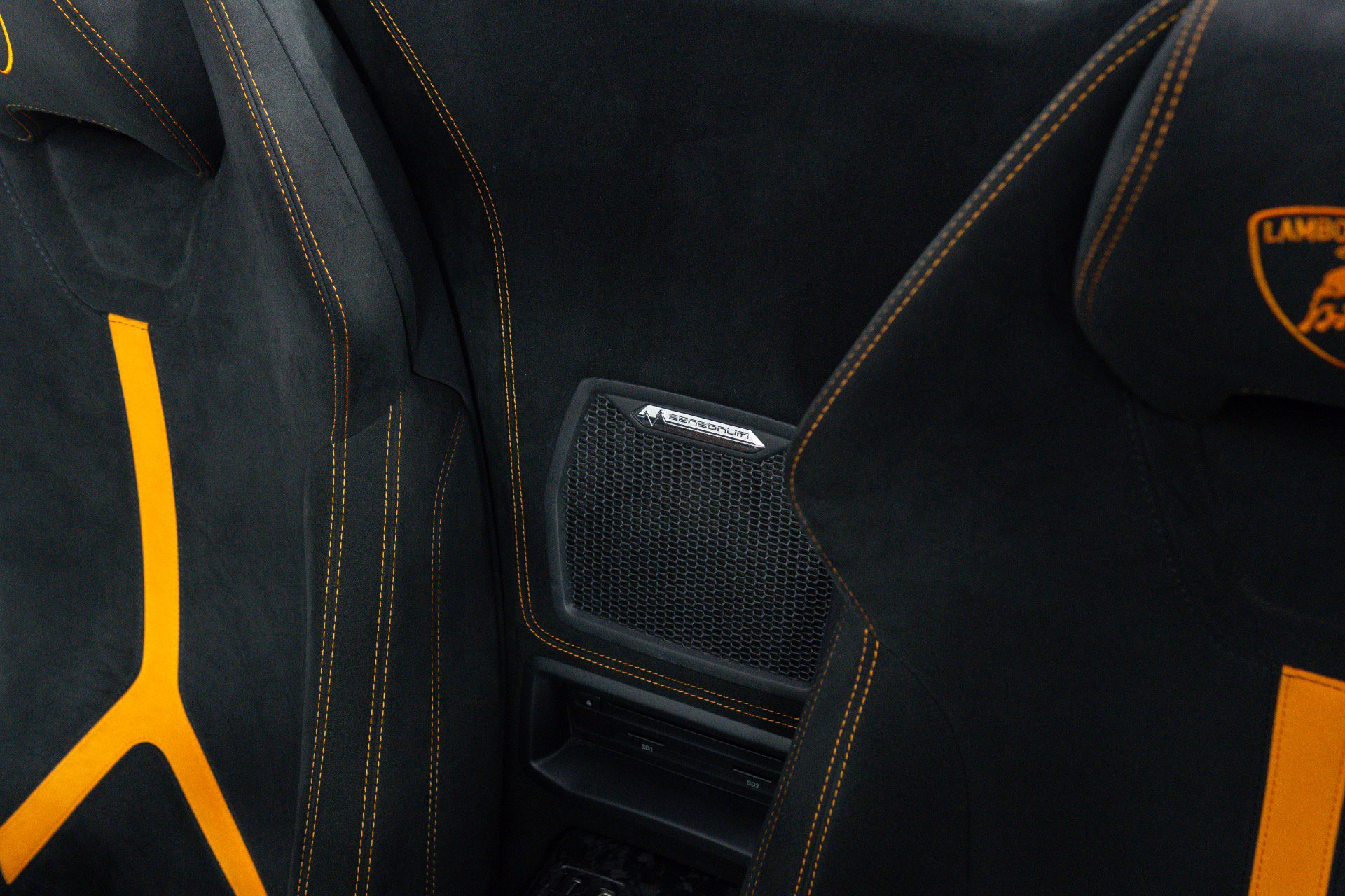 Used 2018 Lamborghini Huracan Performante AWD/4WD image 57