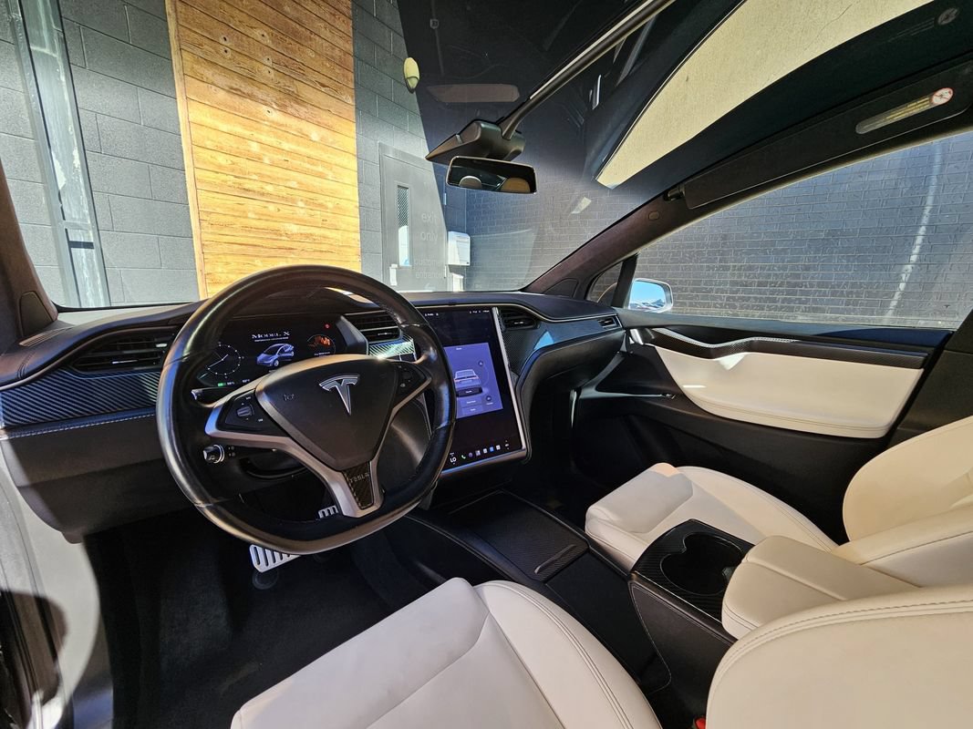 Used 2020 Tesla Model X Performance AWD/4WD image 17