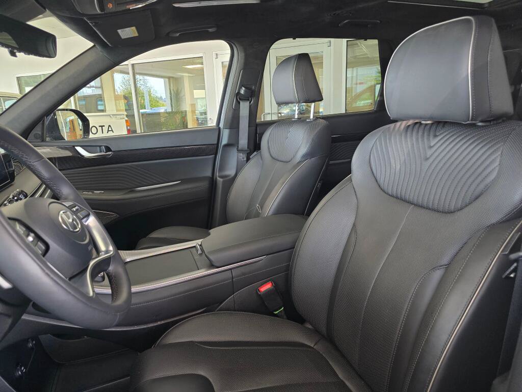Used 2024 Hyundai Palisade Calligraphy AWD/4WD image 18