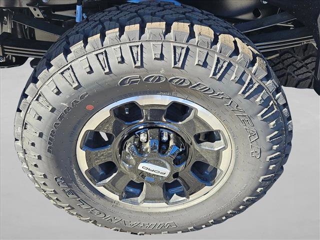New 2026 Ford F350 Platinum w/ Tremor Off-Road Package image 8