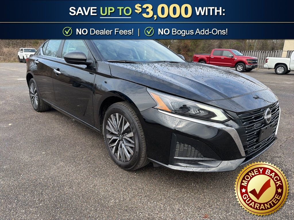 Used 2025 Nissan Altima 2.5 SV image 4