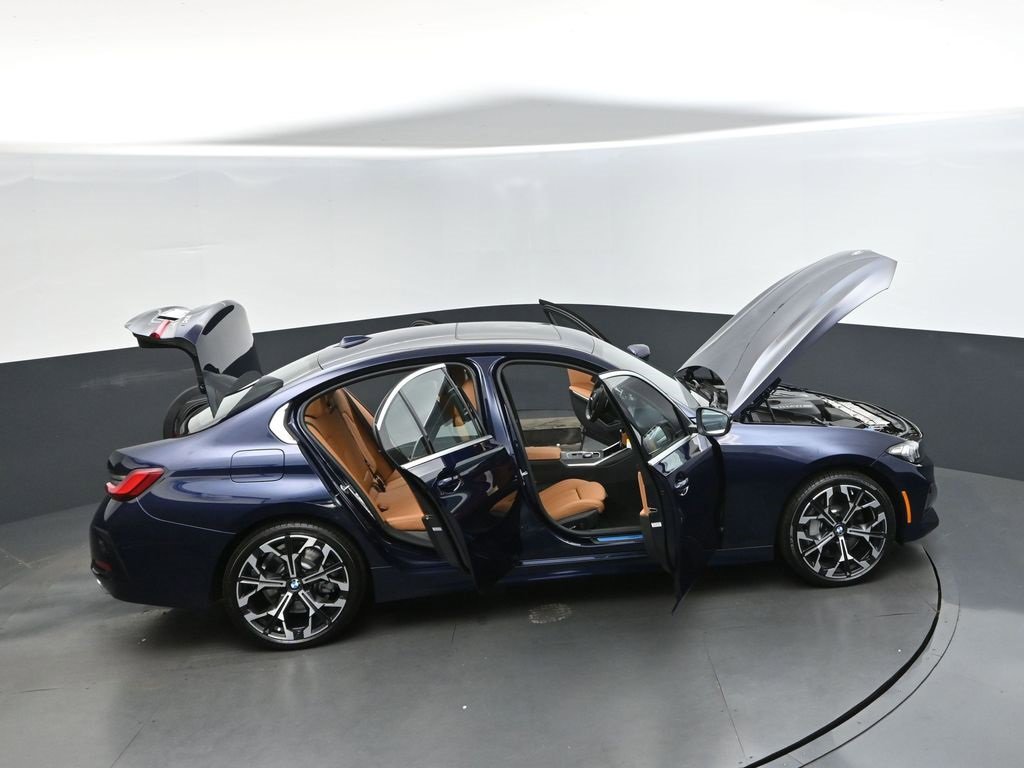 New 2026 BMW 330i Sedan w/ Convenience Package image 50