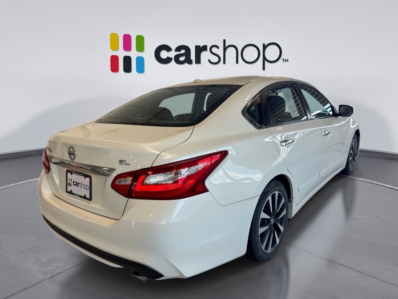 Used 2016 Nissan Altima 2.5 SL w/ 2.5 Technology w/LED Package FWD image 5