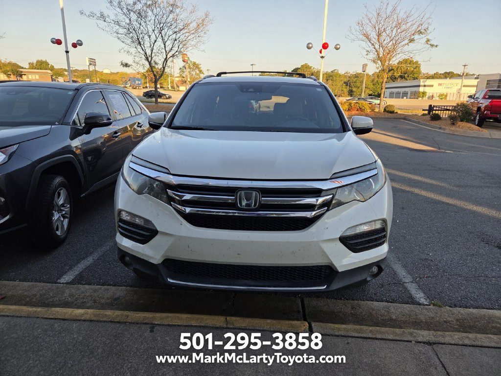 Used 2018 Honda Pilot Elite image 2