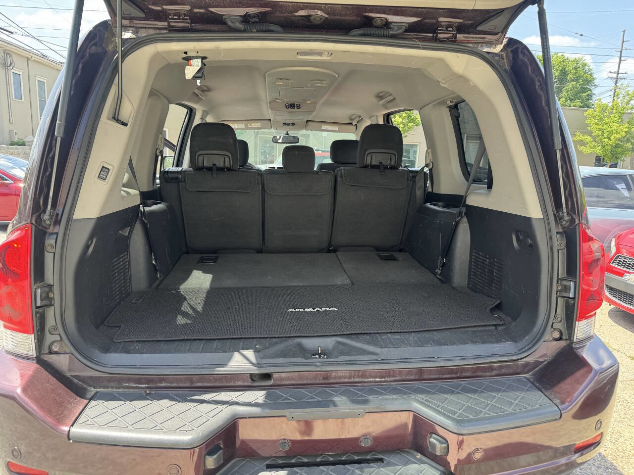 Used 2014 Nissan Armada SV w/ SV Driver Package RWD image 26