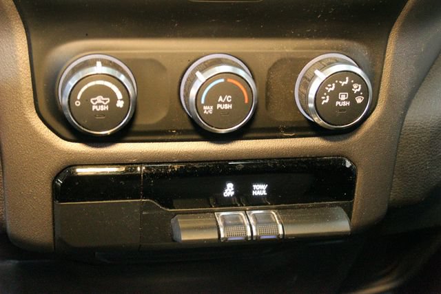 Used 2019 RAM 1500 Big Horn AWD/4WD image 22