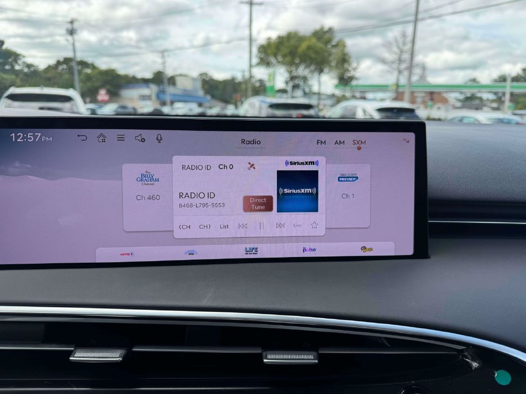 Certified 2026 Genesis GV70 2.5T AWD/4WD image 25