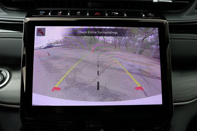 Used 2022 Jeep Grand Cherokee Limited 4xe image 26