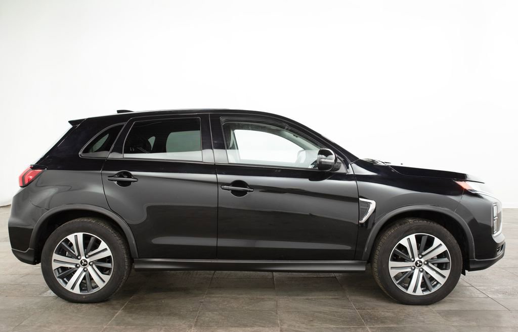 Used 2024 Mitsubishi Outlander Sport SE image 14