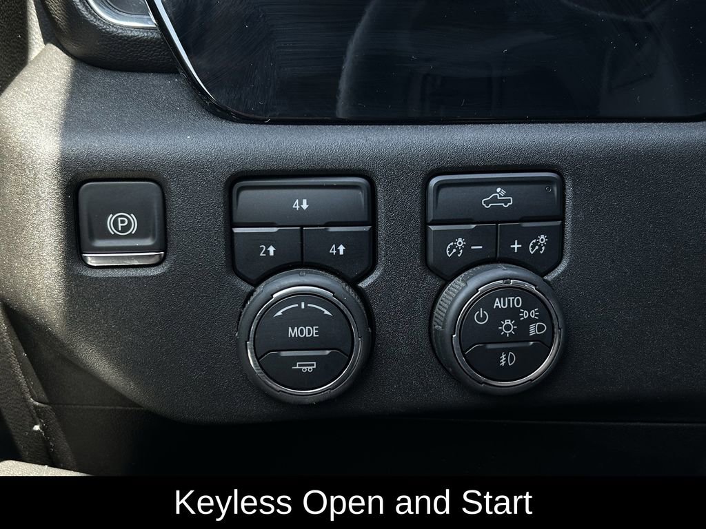 Used 2025 Chevrolet Silverado 2500 LT w/ Convenience Package image 26