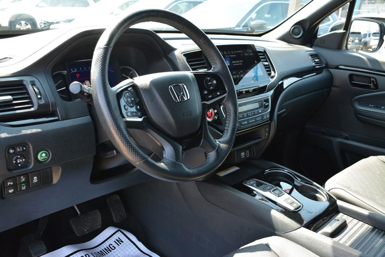 Used 2023 Honda Passport Elite image 8