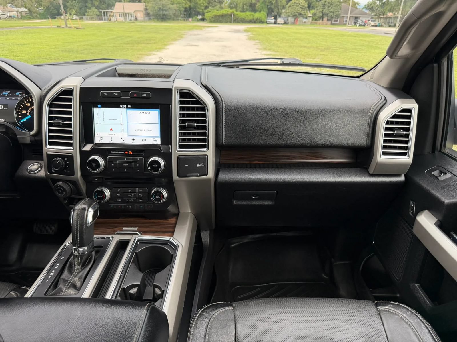 Used 2016 Ford F150 Lariat w/ Equipment Group 501A Mid AWD/4WD image 13