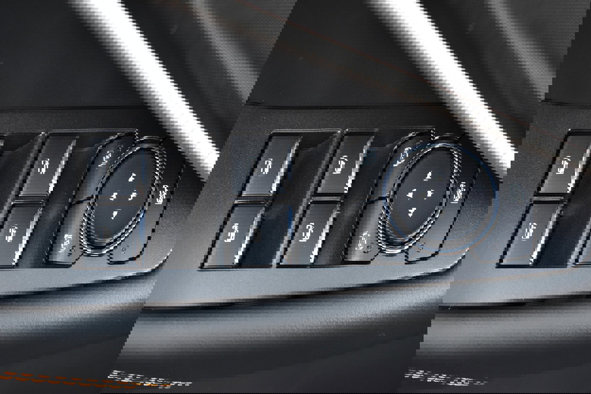 New 2026 Ford Explorer Tremor w/ Tremor Convenience Package image 15